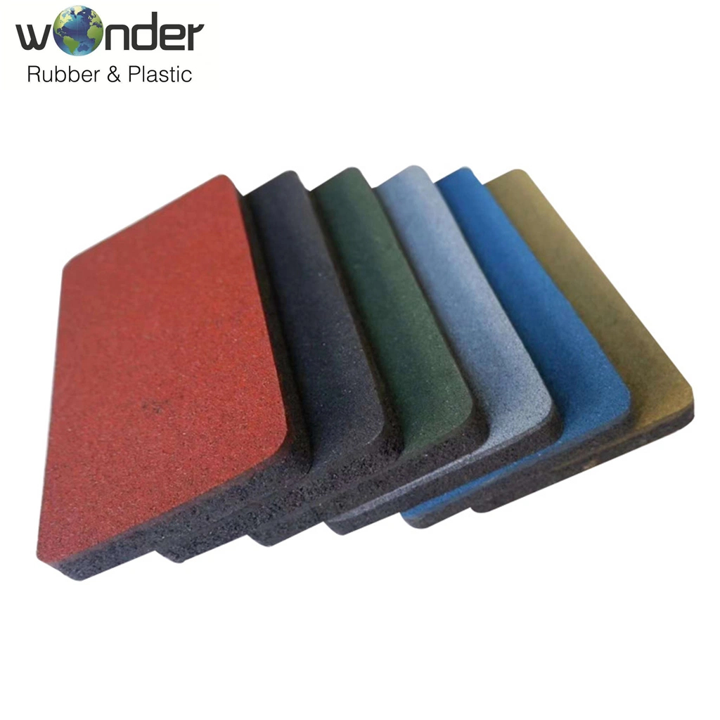 Both Indoor and Outdoor Rubber Flooring Used for Sports Field Pave Rubber Tiles