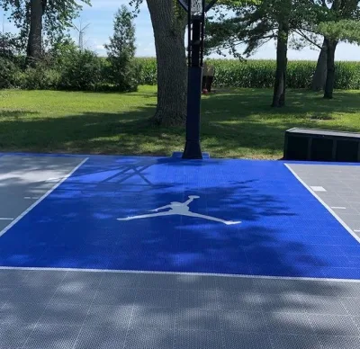 Nuevo multiusos de la llegada de enclavamiento PP Deporte azulejos para Cancha de baloncesto canasta sintético