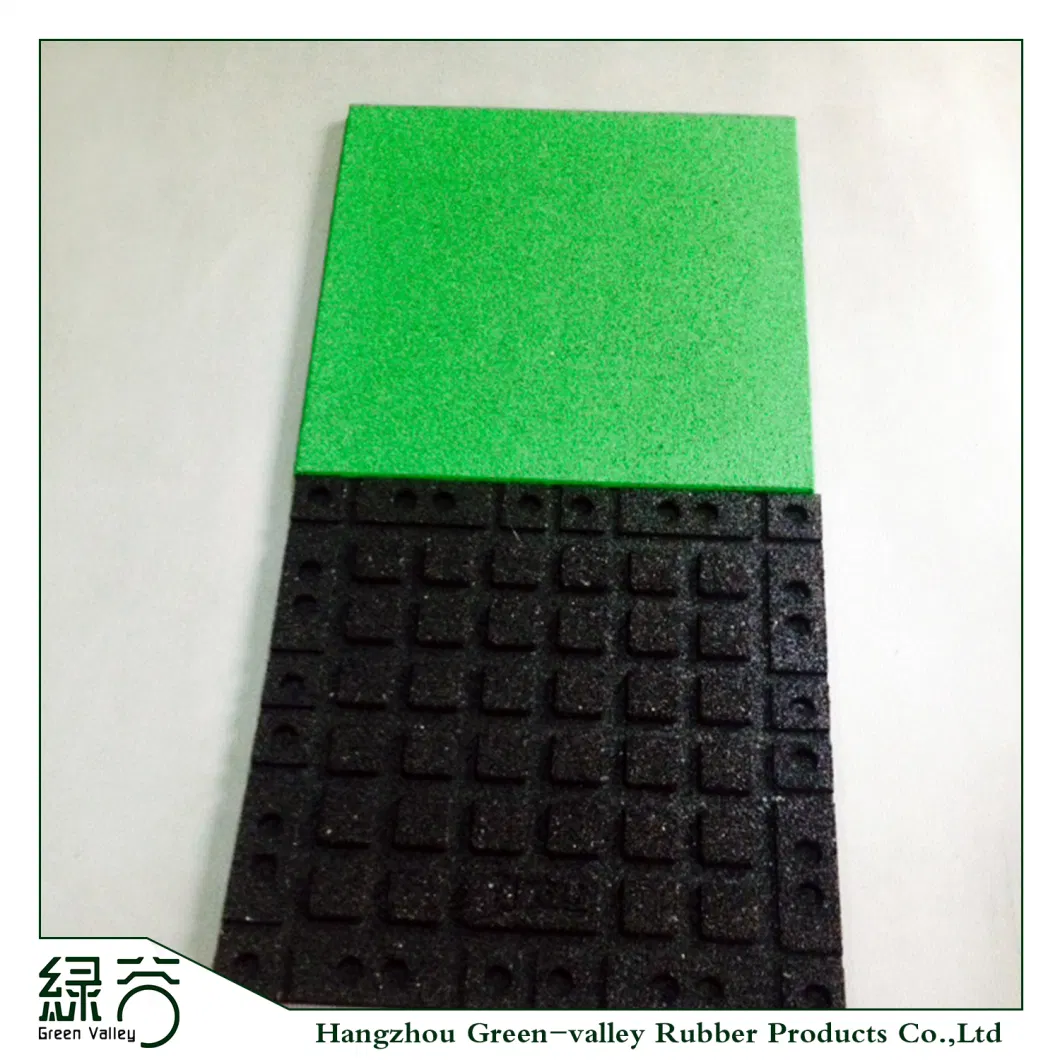 China Factory of Anti- Slip Outdoor Playground Rubber Flooring Drainage Bathroom Rubber Mat