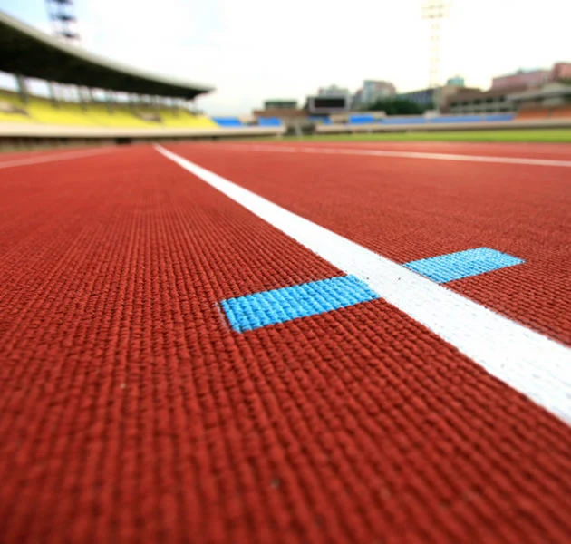 Prefabricated Rubber Runway Surface of School Sports Field Synthetic Red Runway