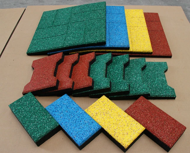 Factory Customized Anti-Slip Interlocking Outdoor Bone Rubber Flooring Tiles Pavers for Walkway/Park /Yard Floor/Garden/Playground