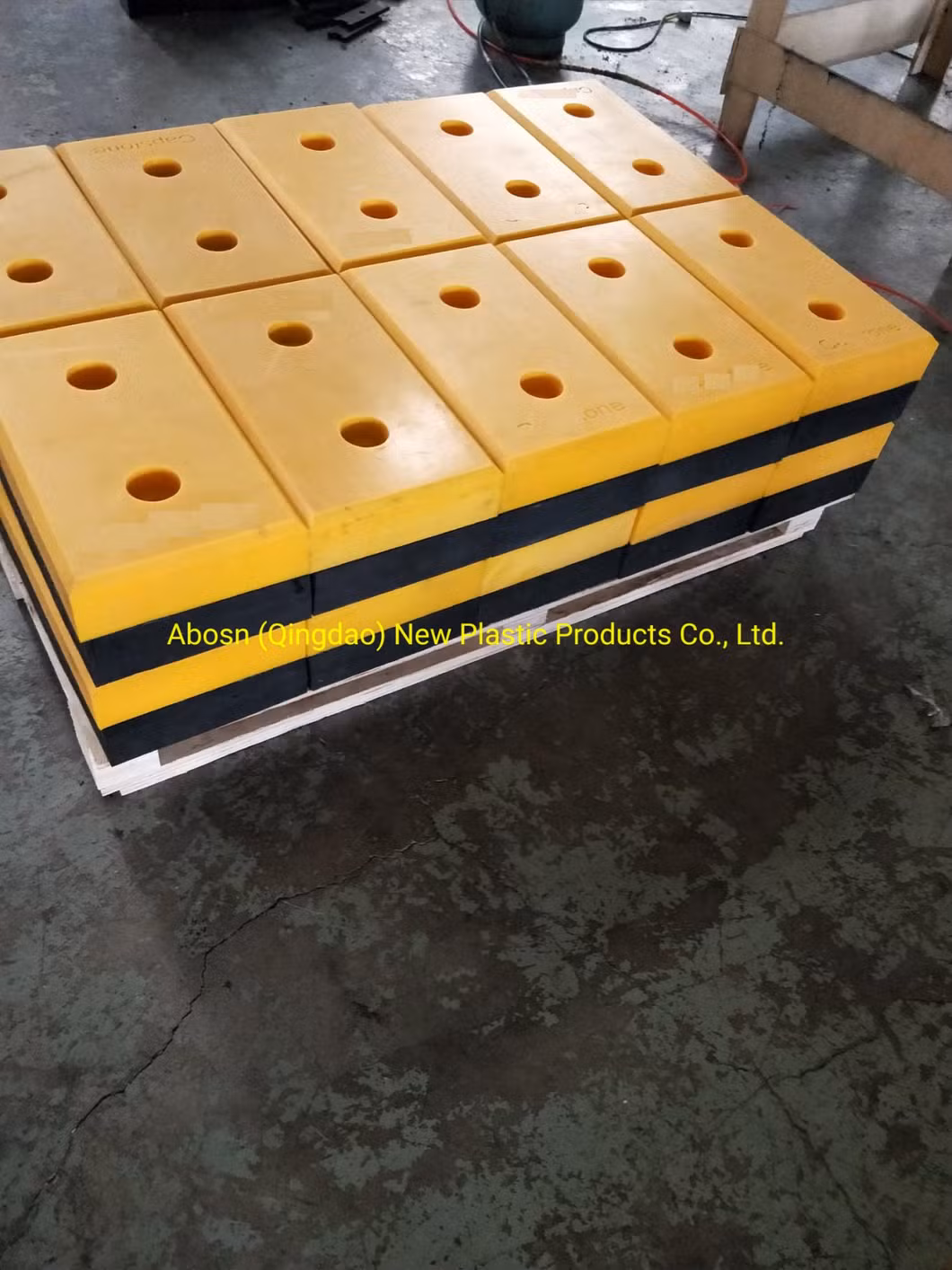 High Density Polyethylene HDPE Plastic Marine Fender Facing Pad Board