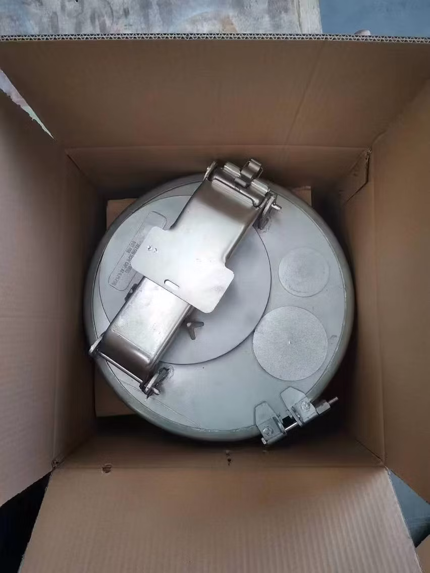 European Standard Manhole Cover for Tank Car Roof