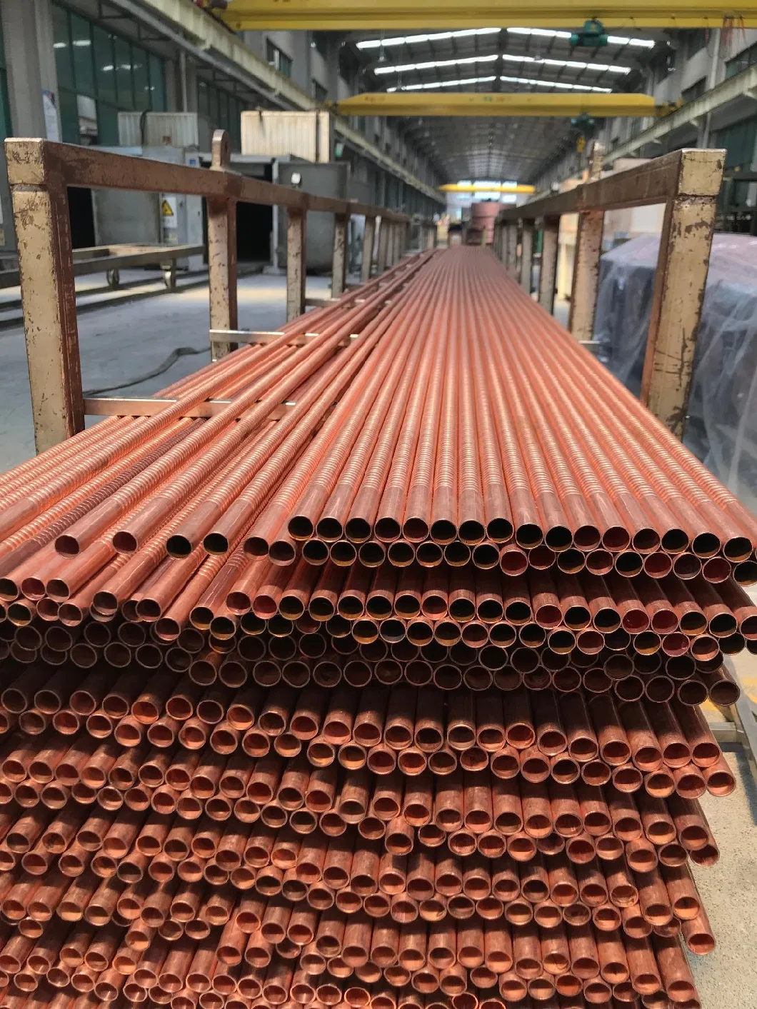 99.99% Pure Thin Wall Small Diameter Copper Tubing, T1 T2 T3 Alloy Steel Pipe for High Temperature Service