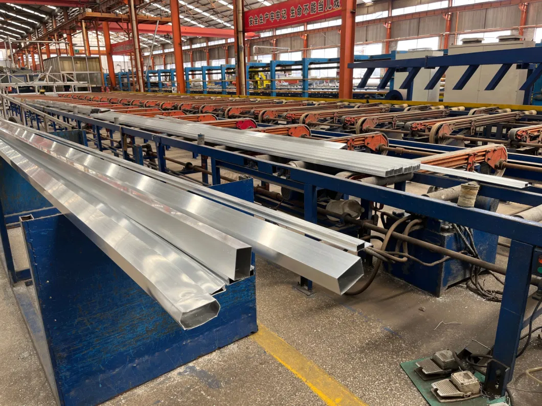 China Factory Good Price Customize Aluminum Tubes and Pipes 40X40mm Extruded Aluminum Square Tubes