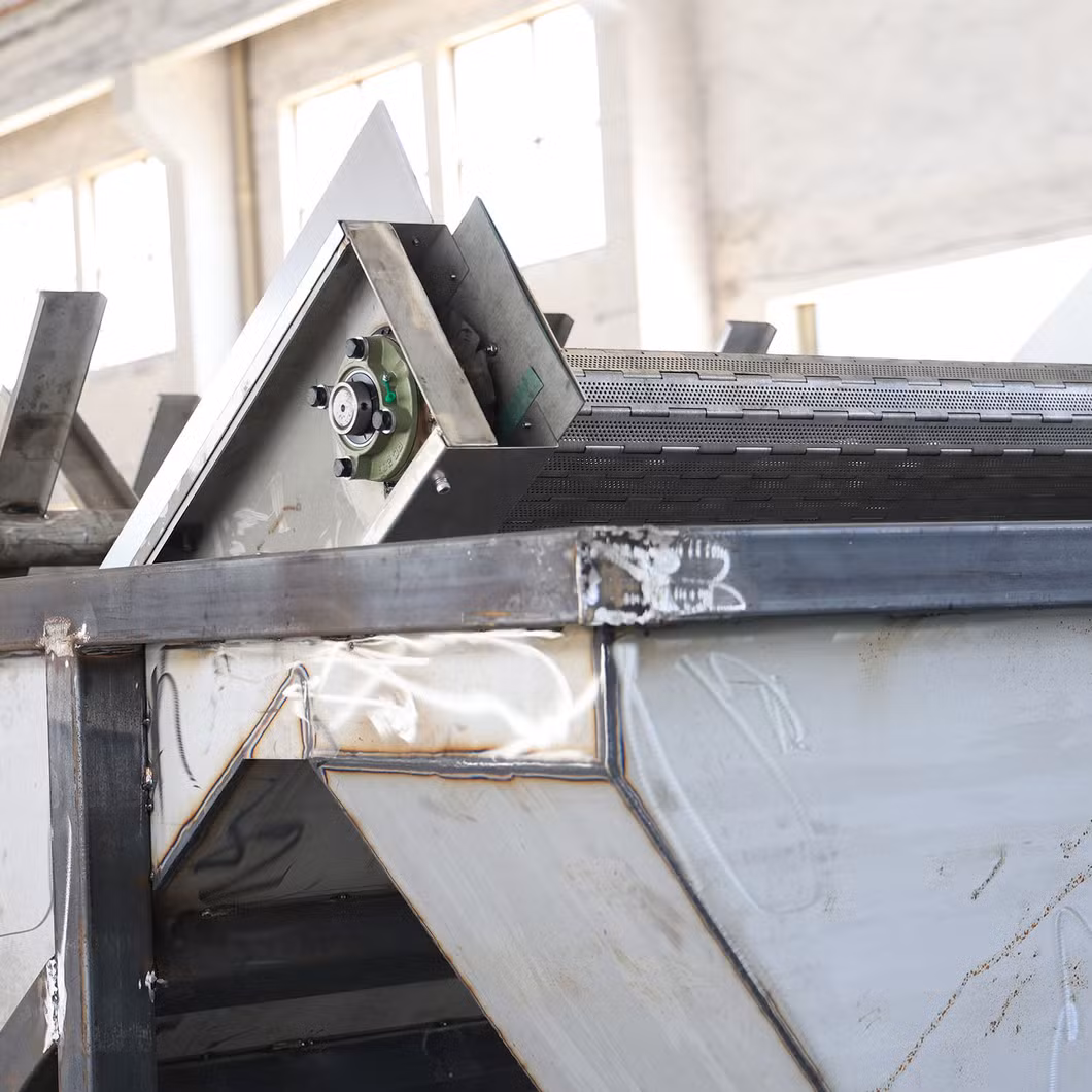 The New PP/PE Film Woven Bag Plastic Recycling Machine Production Line Has a Low Overall Equipment Price
