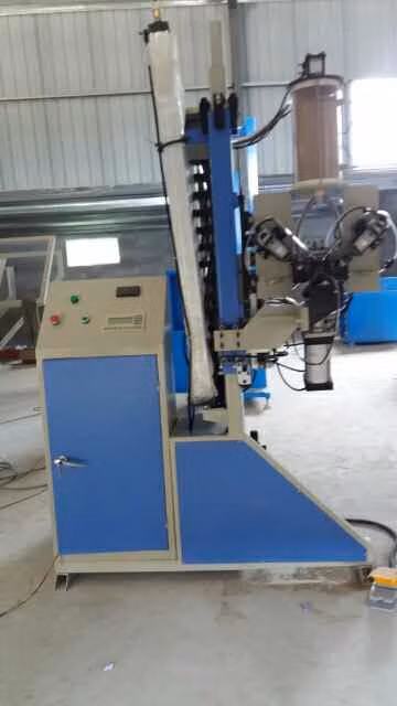 Desiccant Filling Machine