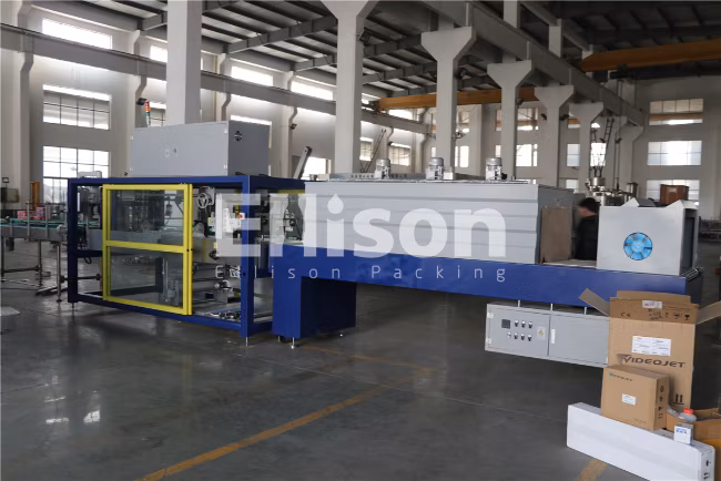 Factory Automatic Glass Bottle Juice Beverage Filling Sealing Labeling Wrapping Packing Production Machine