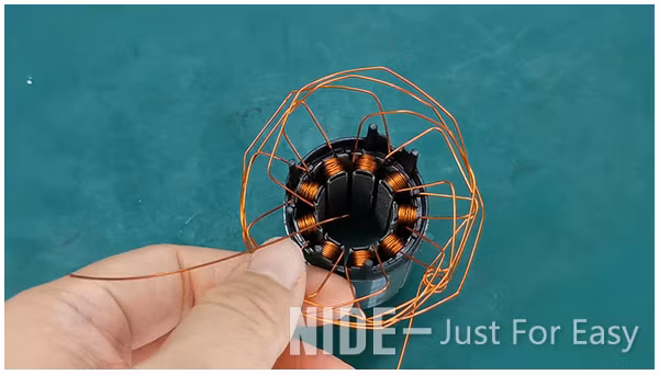 9 Slot Mini BLDC Motor Stator Automatic Needle Winding Machine for Small Motor Manufacturing