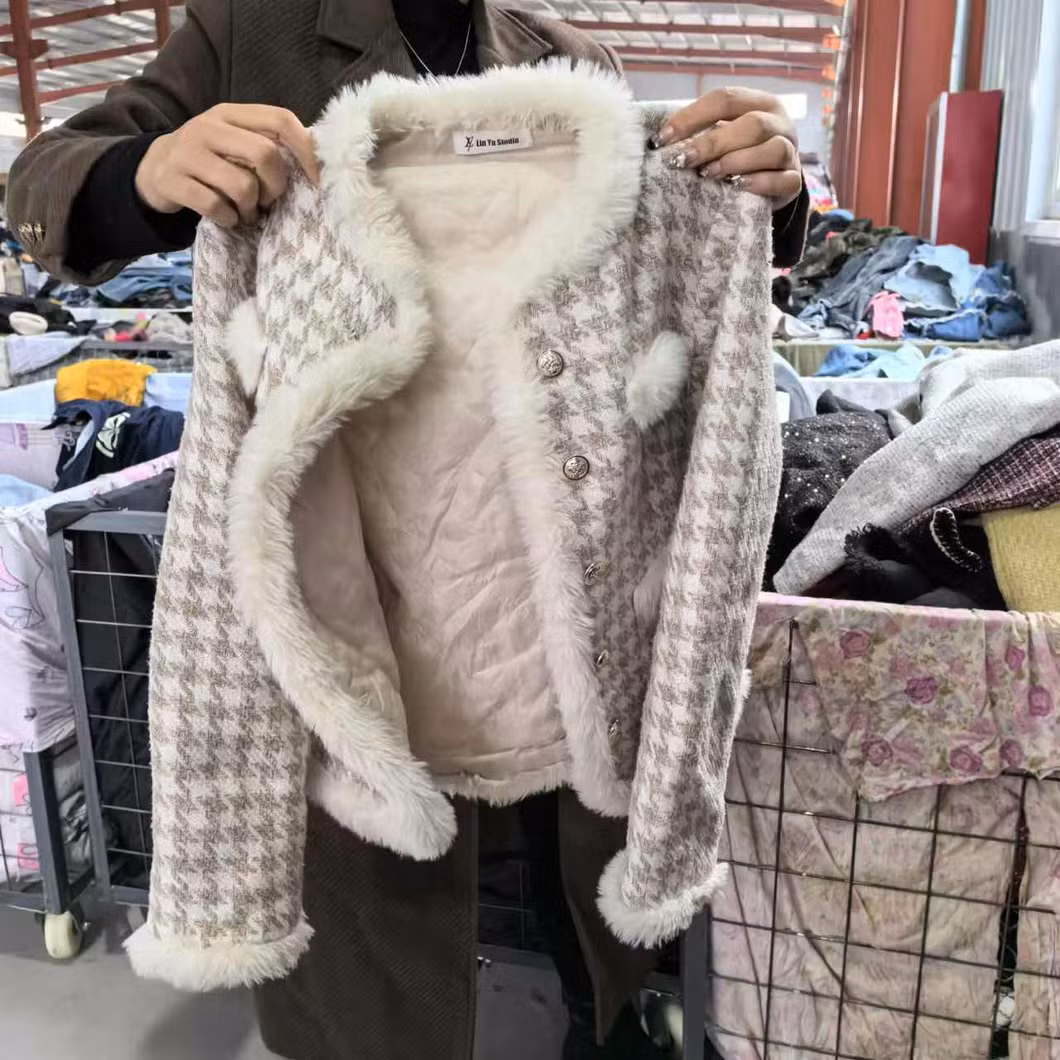 Used Knitted Coats Hot Sale Clothing Second Hand Tweed Fabric Women Jacket