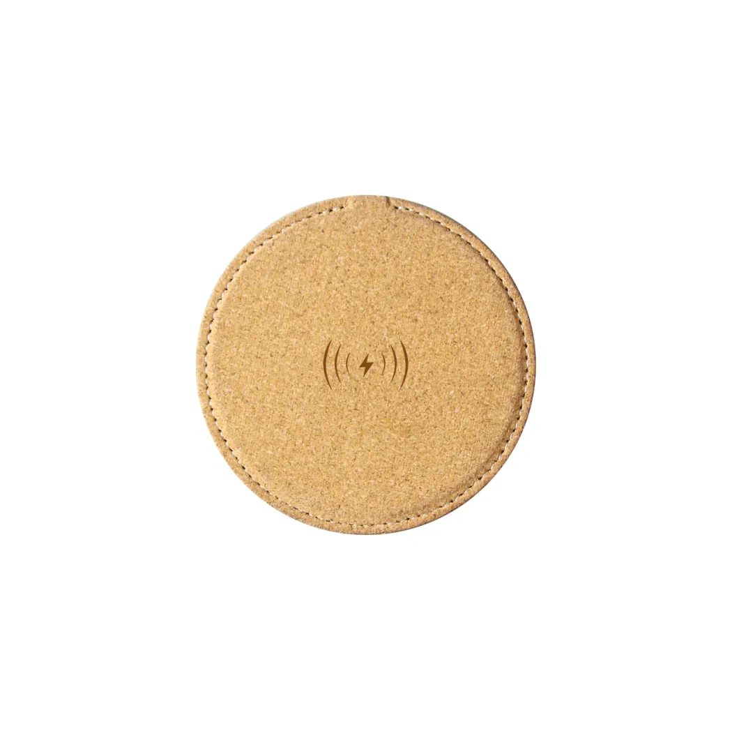 2022 New Green Eco Friendly Mobile Phone Square Shape Multi Desktop Cork Wireless Induction Charger