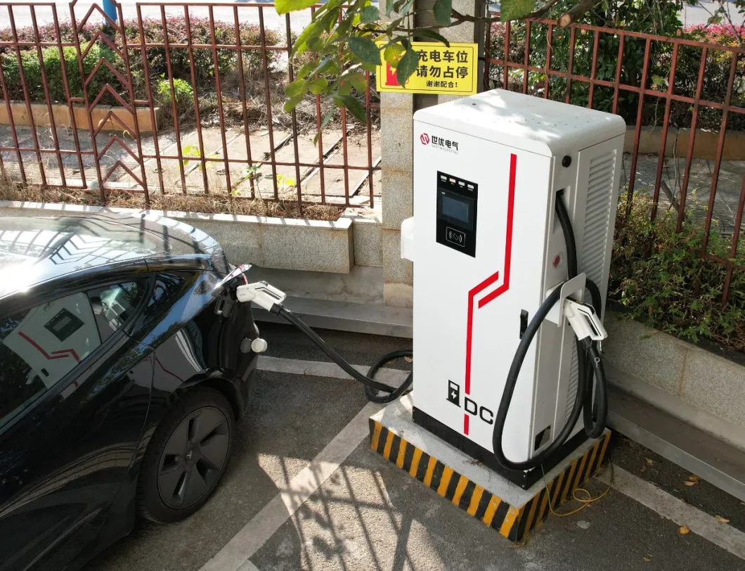 Green Energy High Quality IP54 120kw Double Gun Electric Vehicle EV Fast Charging/Charger Station