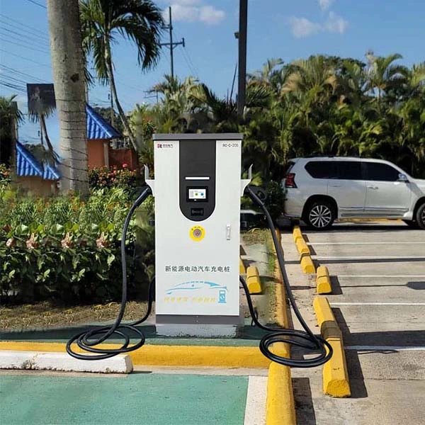 Commercial DC EV Charging Station 80kw 120kw 160kw 200kw with CCS Gbt Chademo Ocpp1.6 400V Level 3 EV Fast Chargers